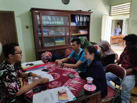 Wawancara Keuangan Desa oleh Mahasiswa Fakultas Ekonomi UPY