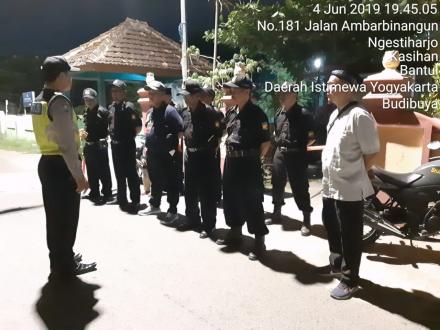 Kegiatan Pengamanan FKPM Pandhawa di Malam Takbiran