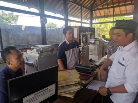 Inventarisasi Buku Letter C Pemerintah Desa Ngestiharjo 