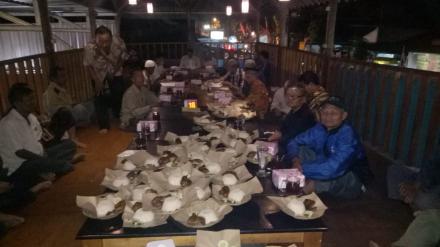 Pertemuan Rutin Warga RT 05 SONOSEWU 