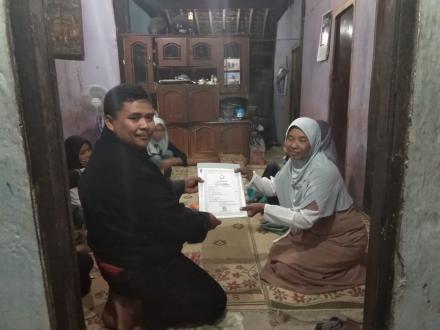 Penyerahan Akte Kematian Alm. Dwi Hartono Pedukuhan Onggobayan 