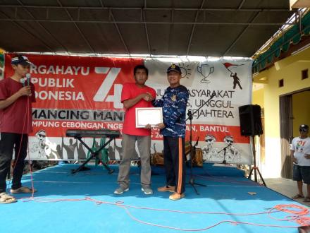 Mancing Bersama Warga Cebongan