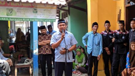 Penyerahan Akte Kematian Alm Bapak Wahono Kepada Ahliwarisnya oleh Lurah Desa