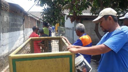 Kegiatan Kerja Bakti Warga RT 01 Soragan