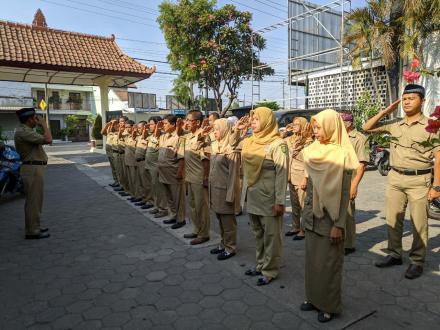 Apel Rutin Senin Pagi Pamong Desa Ngestiharjo