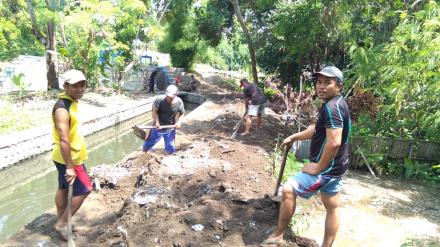 Kerja Bakti Warga RT 09 Pedukuhan II Sumberan 