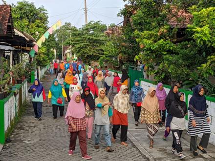 Jalan Sehat Ahad Legi Jamaah Masjid Al Ghofur Sumberan 