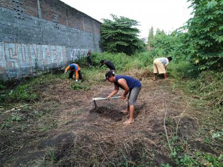 Kerja Bakti Penyempurnaan Sasana Jemparingan Winata Manggala 