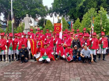 Bregodo Ponco Manunggal Pedukuhan Kadipiro ramaikan Pawai Serangan Umum 1 Maret di Malioboro 