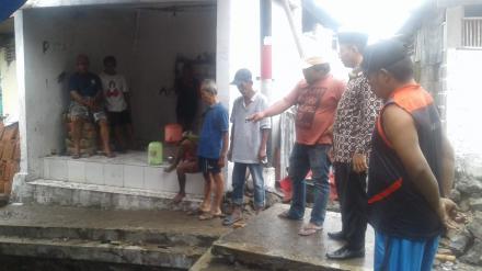 Tinjau Lokasi SAH Kadipiro yang Ambrol