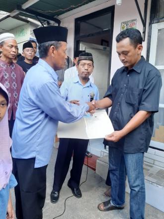 Penyerahan Akte Kematian Alm Agus Warito di Pedukuhan Cungkuk