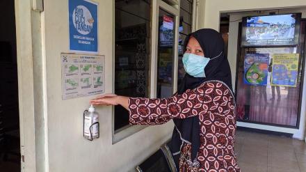 Pemerintah Desa Ngestiharjo Telah Menyediakan Hand Sanitizer