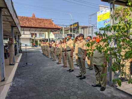 Apel Rutin Pagi Pamong Ngestiharjo