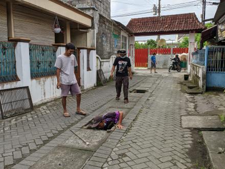 Bersih Saluran Air, Angkat Waled dan Kerja Bakti Pedukuhan Tambak