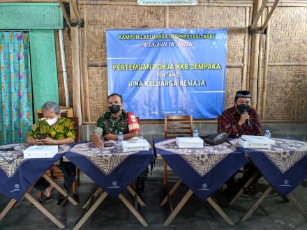 Penyuluhan Meningkatkan Pengetahuan Remaja