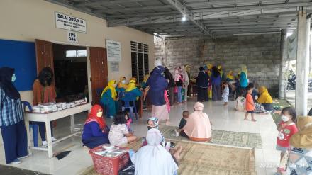 Kegiatan Posyandu Teratai Putih 1Sonopakis Lor