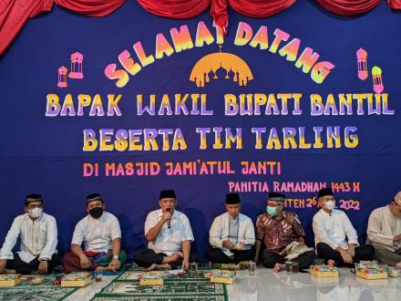 Safari Tarawih Wabup Bantul ke Masjid Jamiatul Janti Janten