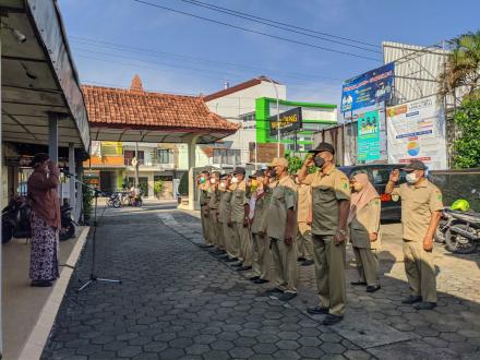 Apel Rutin Pagi Pamong Ngestiharjo