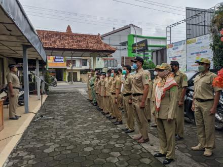 Apel Rutin Pagi Pamong Ngestiharjo