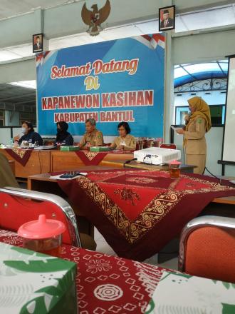 Sosialisasi Penanganan Sampah Berbasis RT