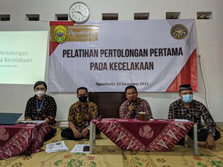 Pelatihan Pertolongan Pertama Pada Kecelakaan untuk Lansia