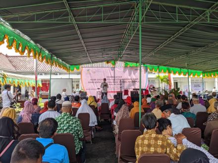 BBPPKS Yogyakarta Bagikan Puluhan Kursi Roda Bagi Penyandang Disabilitas 