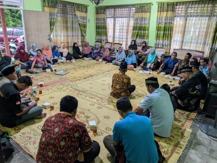 Pertemuan Keluarga Besar Pamong Kalurahan Ngestiharjo di Soragan