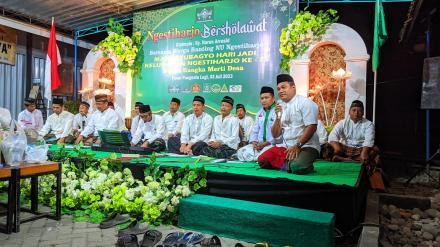 Ngestiharjo Bersholawat Mangayubagyo Hari Jadi Ngestiharjo ke 75