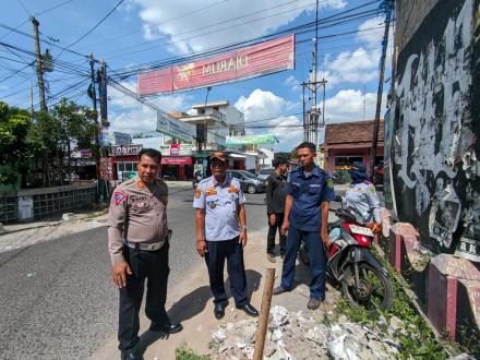 Survei Lokasi Perempatan Sonosewu