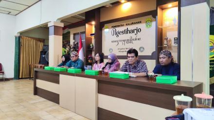 Public Hearing Raperkal RKPKal 2025 di Balai Kalurahan Ngestiharjo