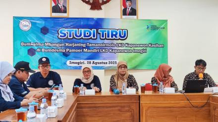 Studi Tiru BUMKALma Mbangun Harjaning Tamannirmolo