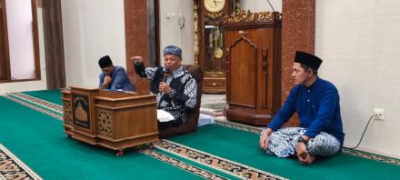 Kajian Menjelang Buka Puasa Masjid Nurul Hikmah Cungkuk