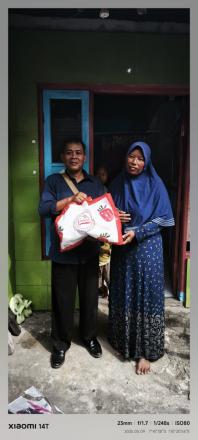 Penyaluran Bantuan Sembako oleh BUMKALMA